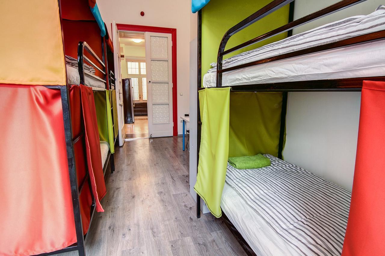 Pal'S Mini Hostel บูดาเปสต์ ภายนอก รูปภาพ